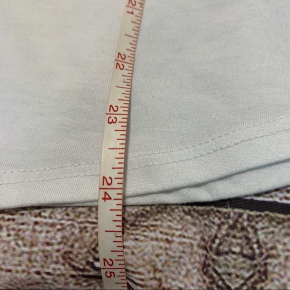 EUC•Harry Potter “Ollivanders” 3/4 Tee - Picture 9 of 9